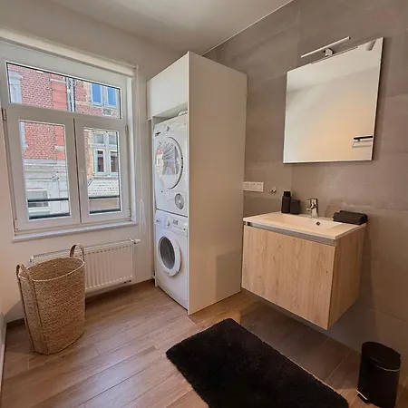 Appartement Au Coeur De Avec Parking Prive Spa