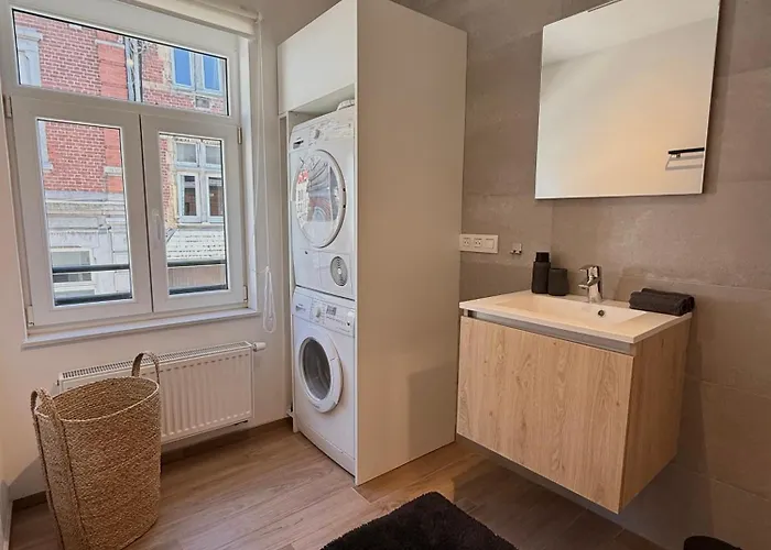 Appartement Au Coeur De Avec Parking Prive Spa